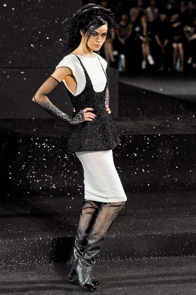 Look 39